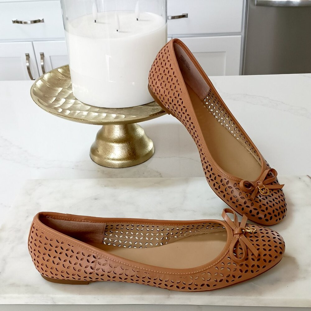 NWOT MICHAEL Michael Kors Tan Perforated Leather Ballet Flats - Never Worn